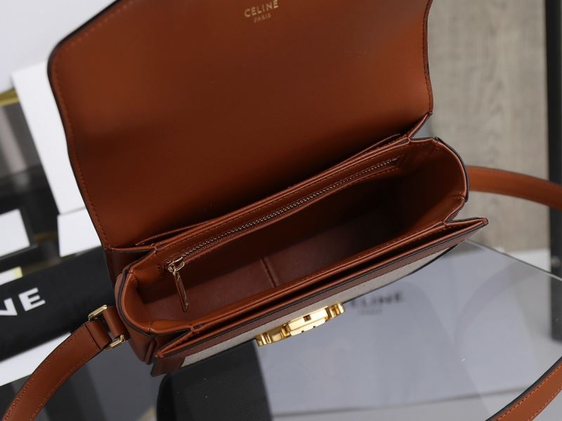 Ce1i*e triomphe bags